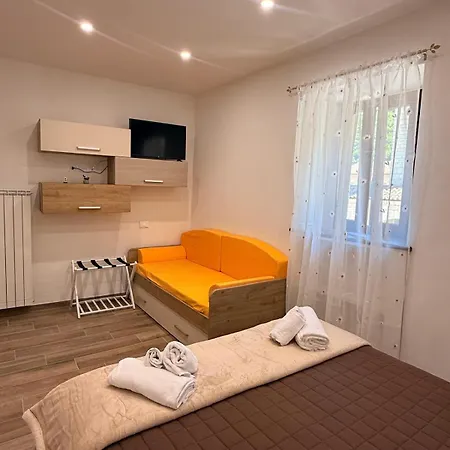 Casa Ma&emy