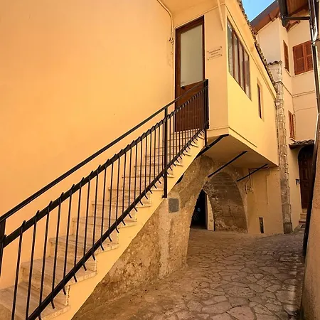 Casa Ma&emy *